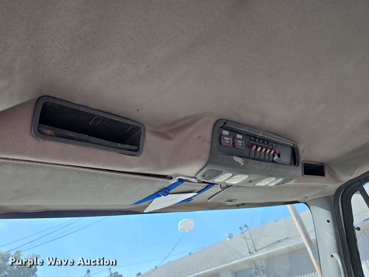 image for item DW3813 2005 Freightliner Busings Class M2 bucket truck