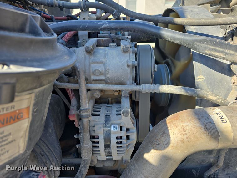 image for item DW3813 2005 Freightliner Busings Class M2 bucket truck