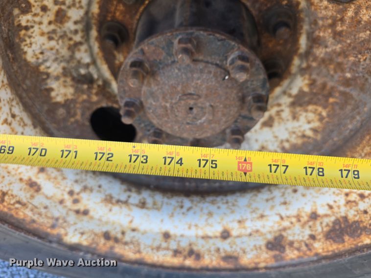 image for item DW3813 2005 Freightliner Busings Class M2 bucket truck