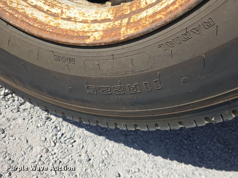 image for item DW3813 2005 Freightliner Busings Class M2 bucket truck