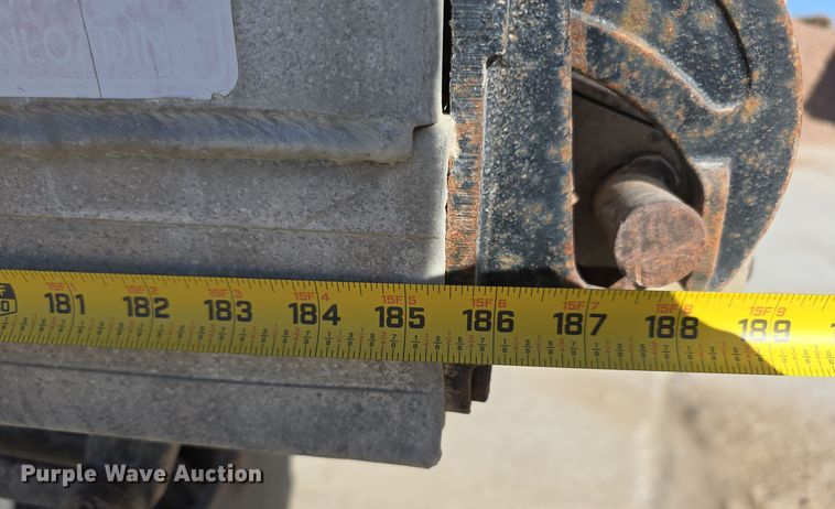 image for item DW3839 1994 Kenworth T450 dump truck