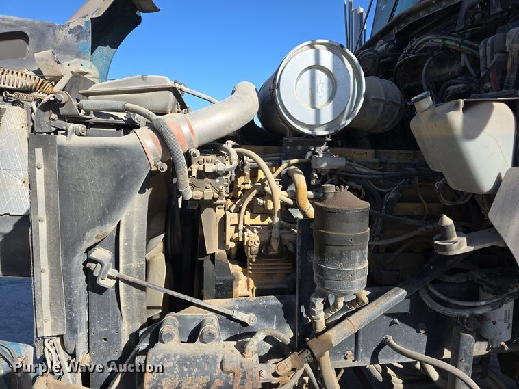 image for item DW3839 1994 Kenworth T450 dump truck