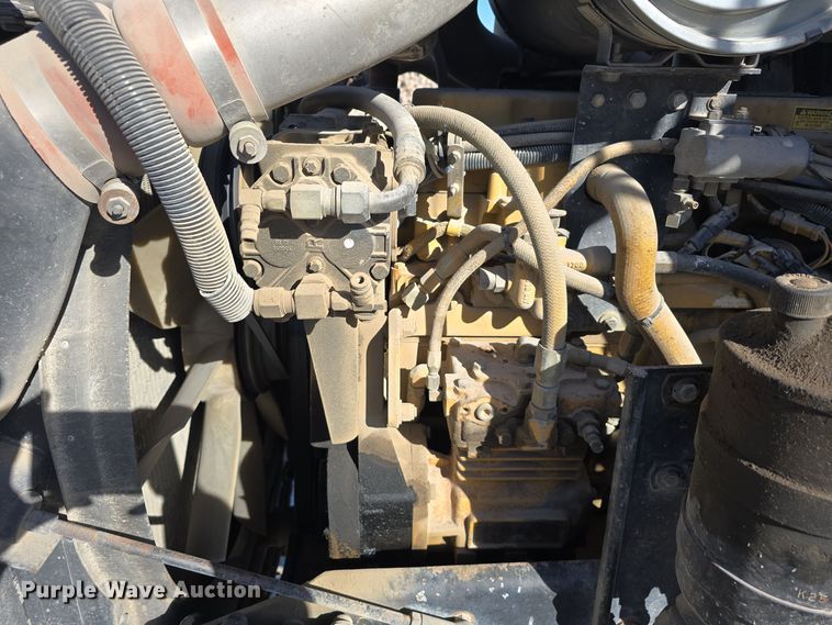 image for item DW3839 1994 Kenworth T450 dump truck