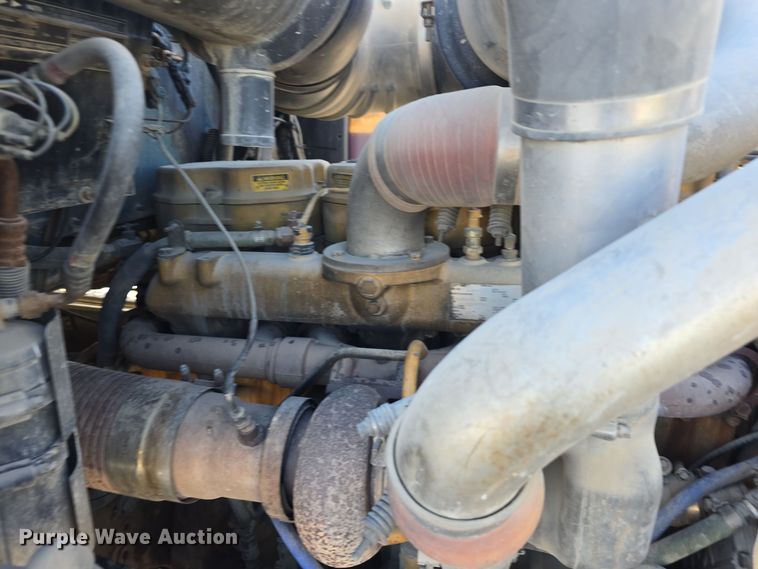 image for item DW3839 1994 Kenworth T450 dump truck