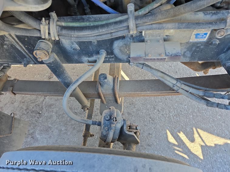 image for item DW3839 1994 Kenworth T450 dump truck