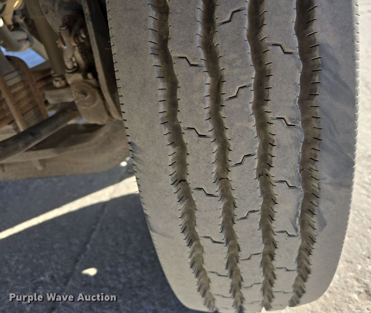 image for item DW3839 1994 Kenworth T450 dump truck