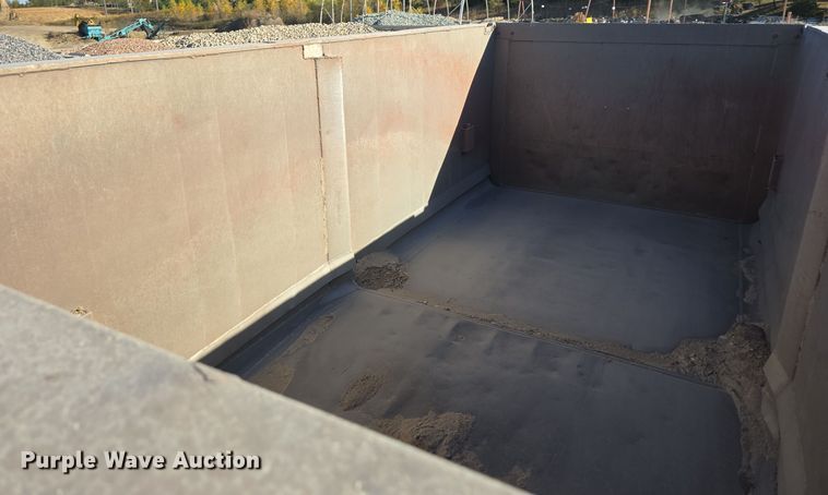 image for item DW3839 1994 Kenworth T450 dump truck