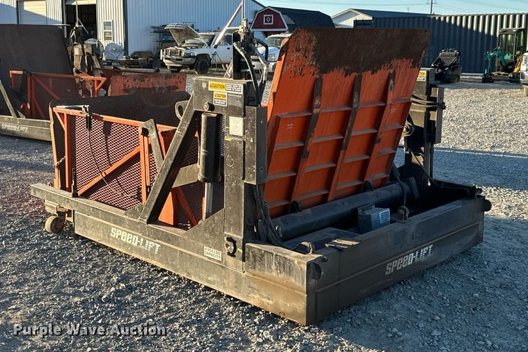 image for item DX0722 Speed-Lift SL-8000B loading dock