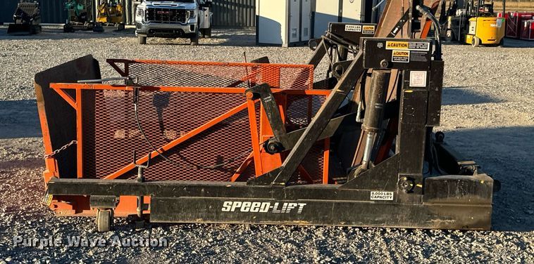 image for item DX0722 Speed-Lift SL-8000B loading dock