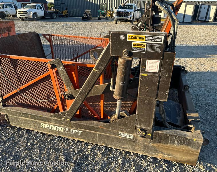 image for item DX0722 Speed-Lift SL-8000B loading dock