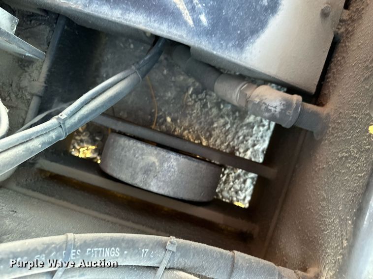 image for item DX0722 Speed-Lift SL-8000B loading dock