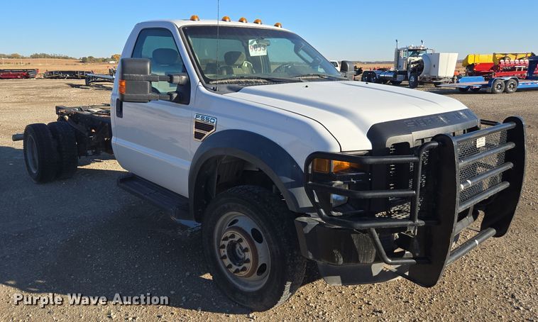 image for item EE7838 2010 Ford F550 Super Duty XL truck cab and chassis
