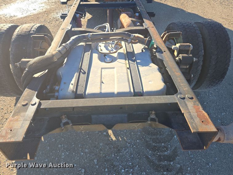 image for item EE7838 2010 Ford F550 Super Duty XL truck cab and chassis