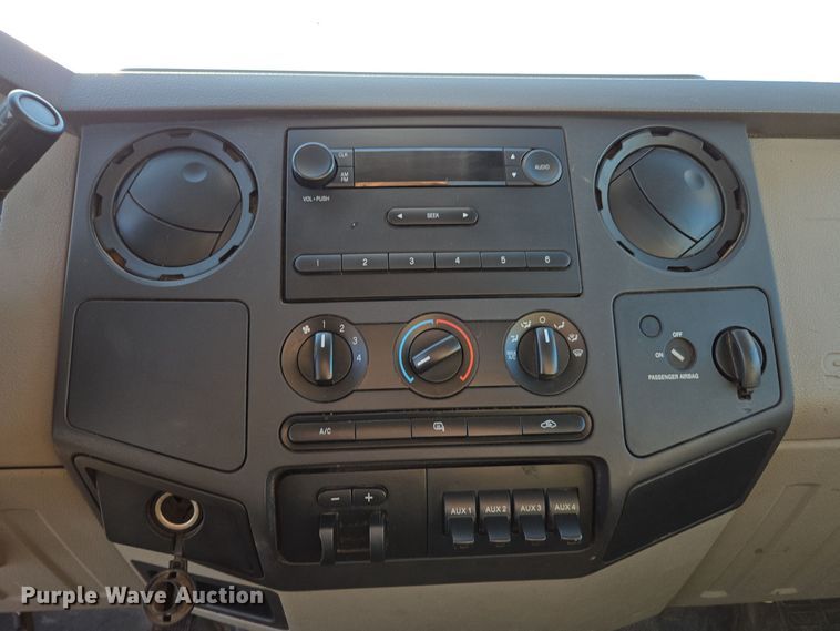 image for item EE7838 2010 Ford F550 Super Duty XL truck cab and chassis