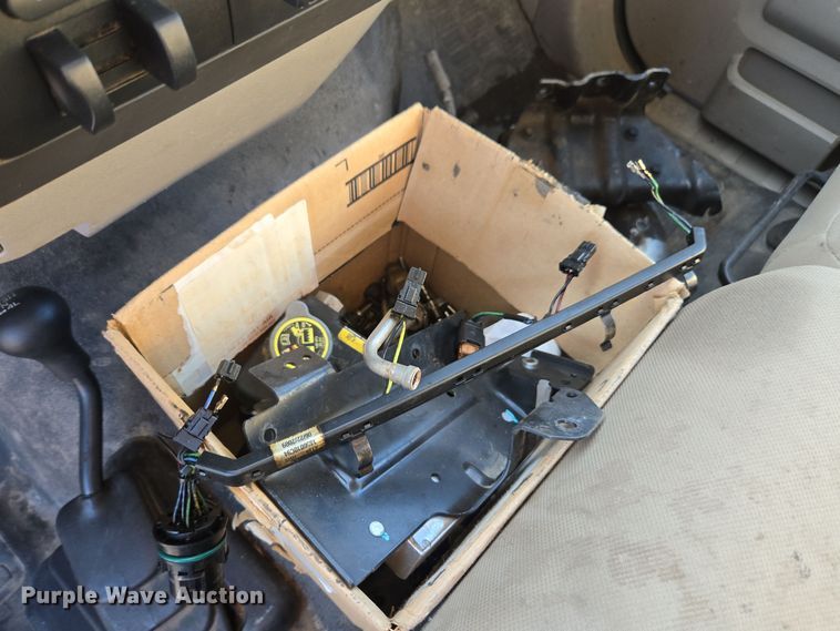 image for item EE7838 2010 Ford F550 Super Duty XL truck cab and chassis