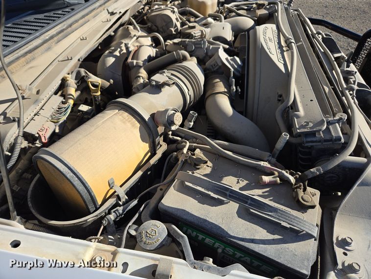 image for item EE7838 2010 Ford F550 Super Duty XL truck cab and chassis