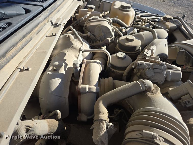 image for item EE7838 2010 Ford F550 Super Duty XL truck cab and chassis