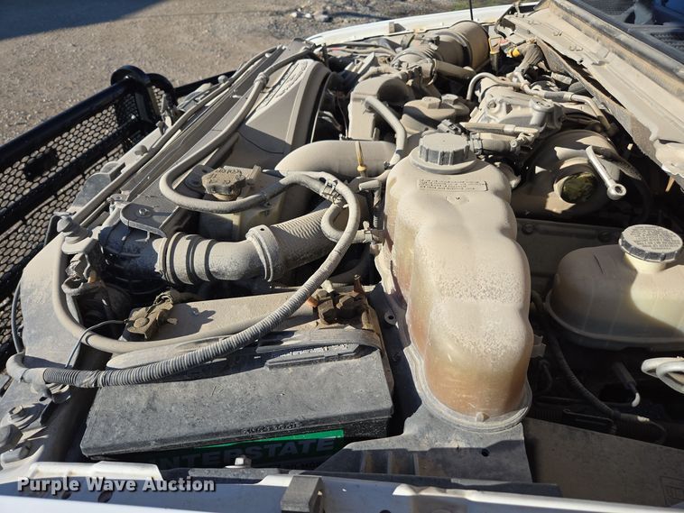 image for item EE7838 2010 Ford F550 Super Duty XL truck cab and chassis