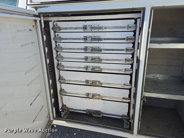 image for item EE7842 2011 Ford F550 Super Duty XL utility / service truck