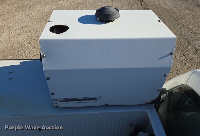 image for item EE7842 2011 Ford F550 Super Duty XL utility / service truck