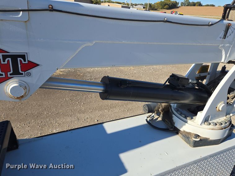 image for item EE7842 2011 Ford F550 Super Duty XL utility / service truck