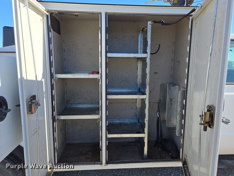 image for item EE7842 2011 Ford F550 Super Duty XL utility / service truck