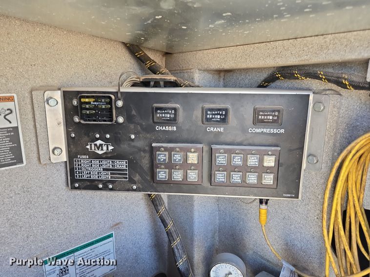 image for item EE7842 2011 Ford F550 Super Duty XL utility / service truck