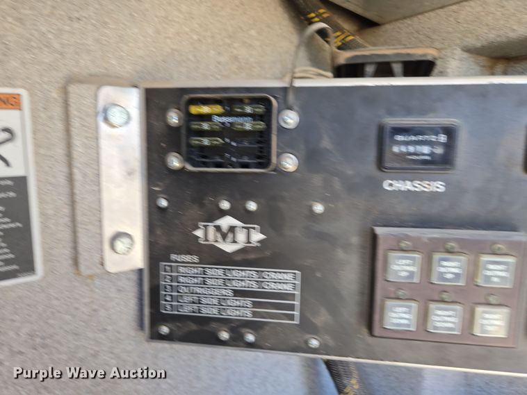 image for item EE7842 2011 Ford F550 Super Duty XL utility / service truck