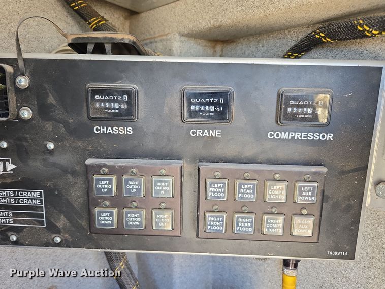 image for item EE7842 2011 Ford F550 Super Duty XL utility / service truck