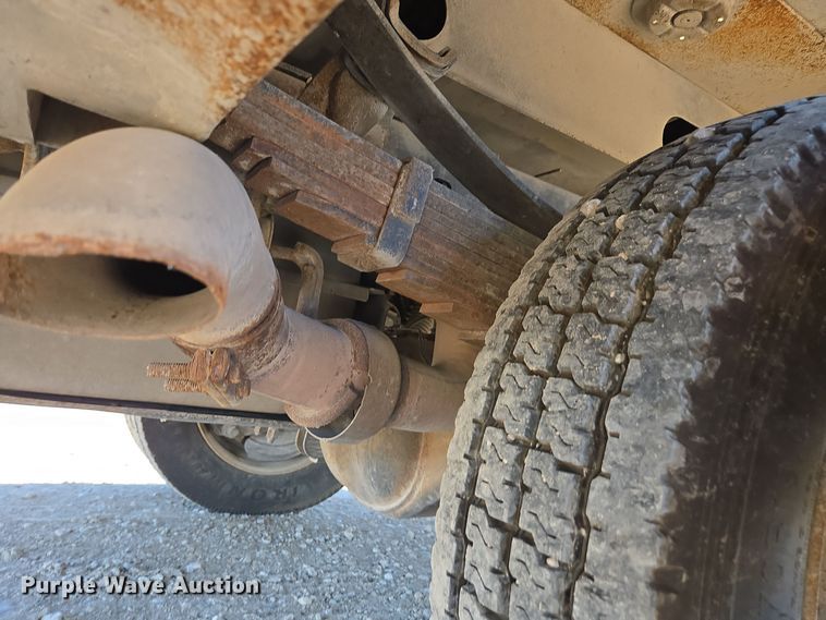 image for item EE7842 2011 Ford F550 Super Duty XL utility / service truck