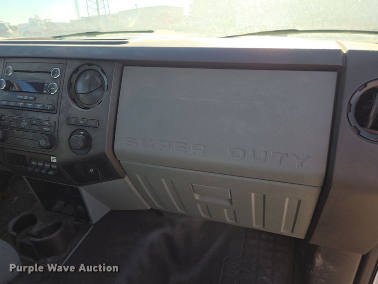 image for item EE7842 2011 Ford F550 Super Duty XL utility / service truck