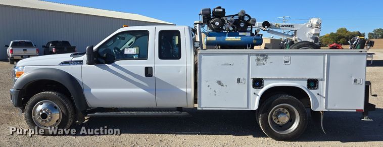 image for item EE7851 2011 Ford F450 Super Duty XLT SuperCab utility / service truck