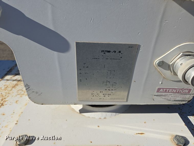 image for item EE7851 2011 Ford F450 Super Duty XLT SuperCab utility / service truck