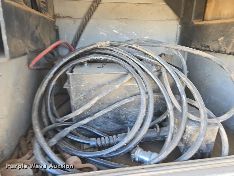 image for item EE7851 2011 Ford F450 Super Duty XLT SuperCab utility / service truck