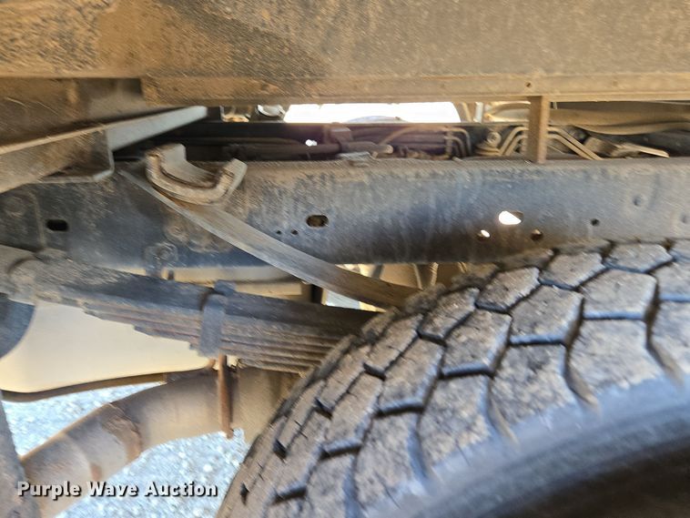 image for item EE7851 2011 Ford F450 Super Duty XLT SuperCab utility / service truck