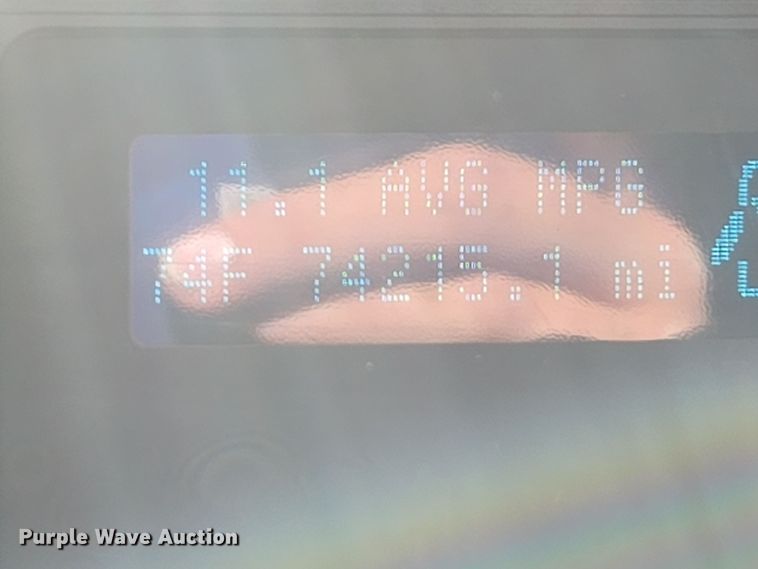 image for item EE7851 2011 Ford F450 Super Duty XLT SuperCab utility / service truck