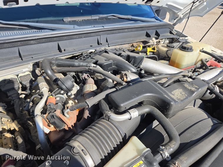 image for item EE7851 2011 Ford F450 Super Duty XLT SuperCab utility / service truck