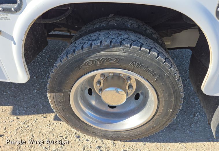 image for item EE7851 2011 Ford F450 Super Duty XLT SuperCab utility / service truck