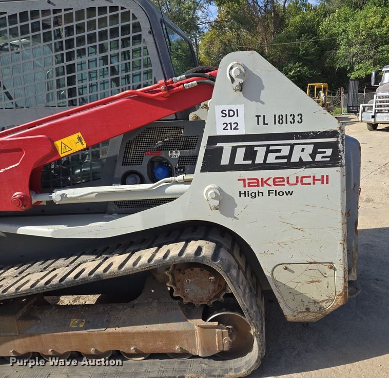 image for item EE8617 2018 Takeuchi TL12R-2 tracked skid steer loader