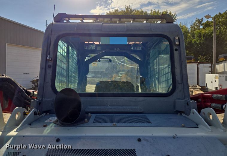 image for item EE8617 2018 Takeuchi TL12R-2 tracked skid steer loader