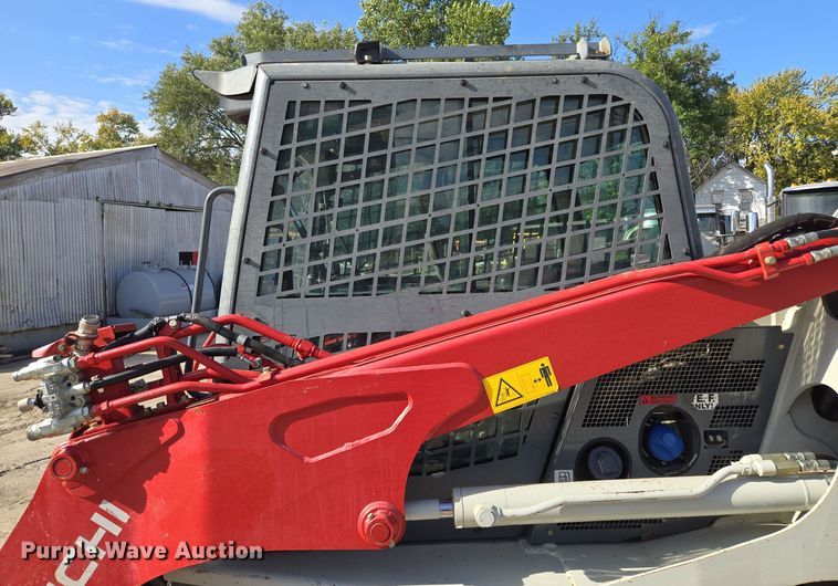image for item EE8617 2018 Takeuchi TL12R-2 tracked skid steer loader