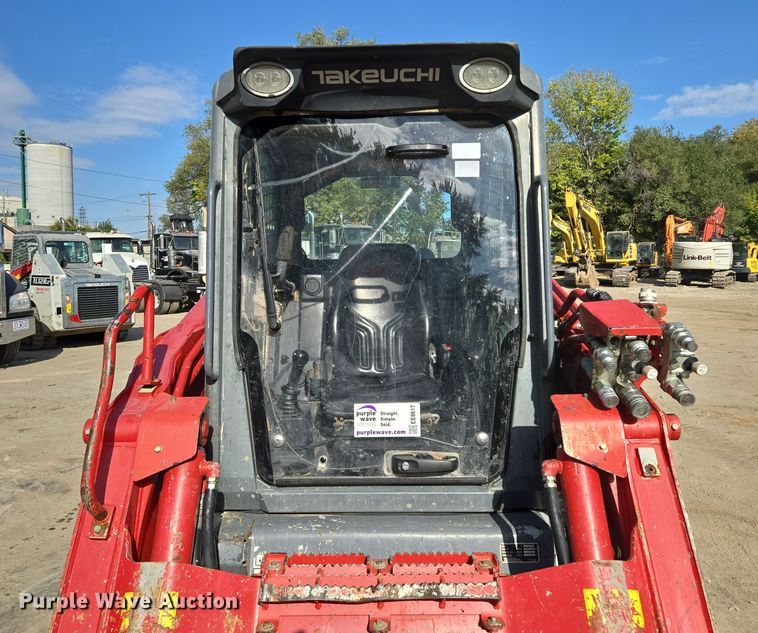 image for item EE8617 2018 Takeuchi TL12R-2 tracked skid steer loader