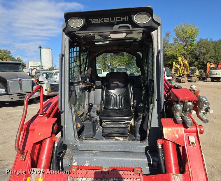 image for item EE8617 2018 Takeuchi TL12R-2 tracked skid steer loader