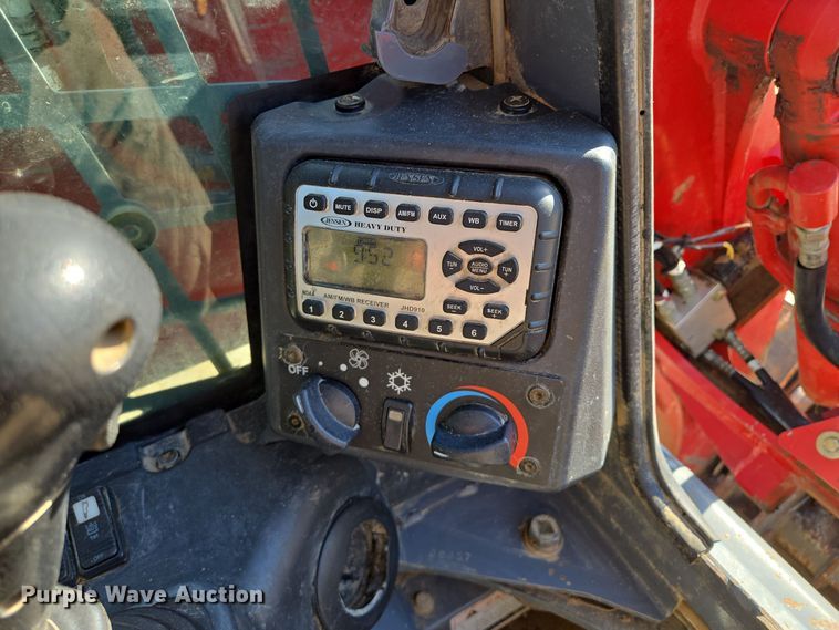 image for item EE8617 2018 Takeuchi TL12R-2 tracked skid steer loader