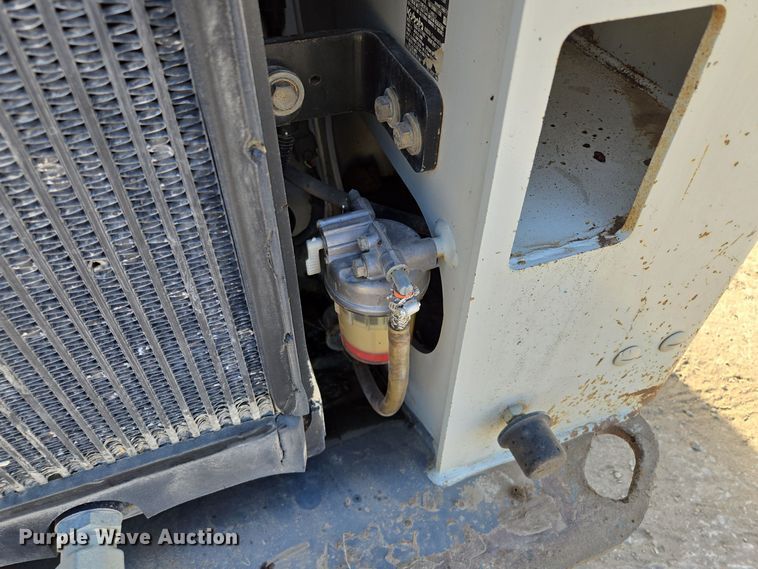 image for item EE8617 2018 Takeuchi TL12R-2 tracked skid steer loader