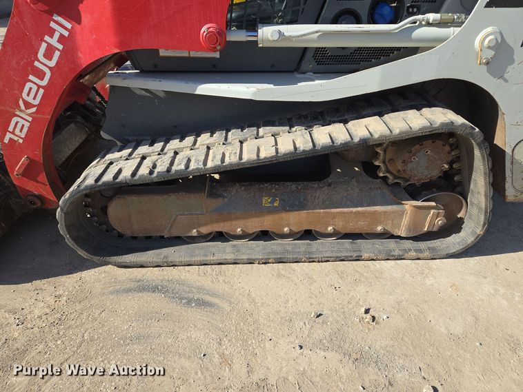 image for item EE8617 2018 Takeuchi TL12R-2 tracked skid steer loader