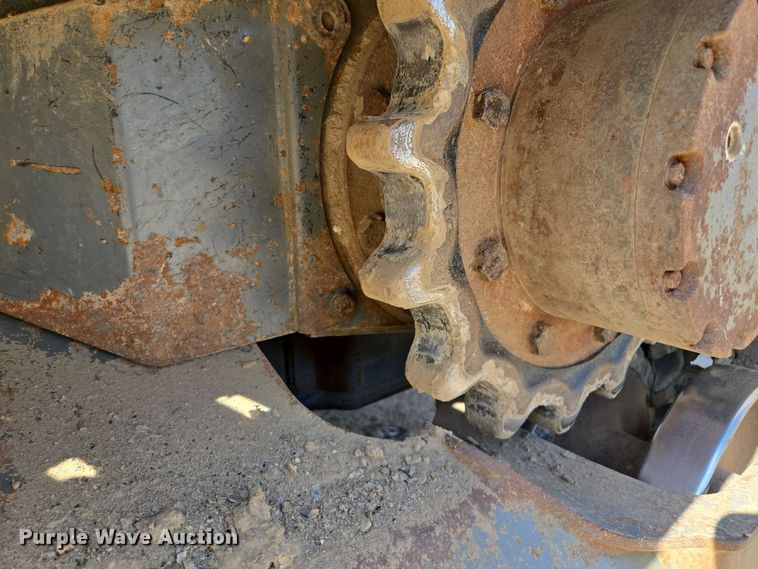 image for item EE8617 2018 Takeuchi TL12R-2 tracked skid steer loader