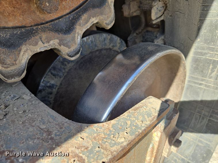 image for item EE8617 2018 Takeuchi TL12R-2 tracked skid steer loader