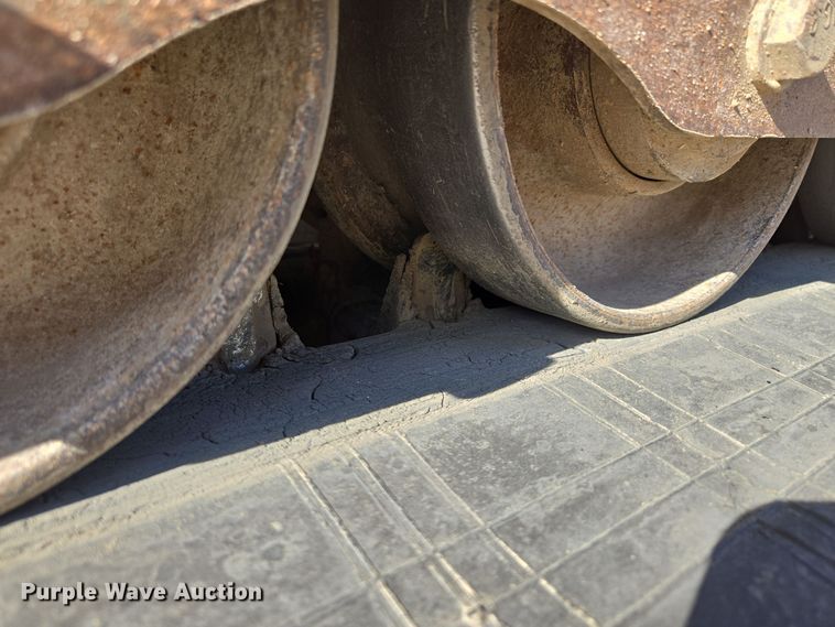 image for item EE8617 2018 Takeuchi TL12R-2 tracked skid steer loader