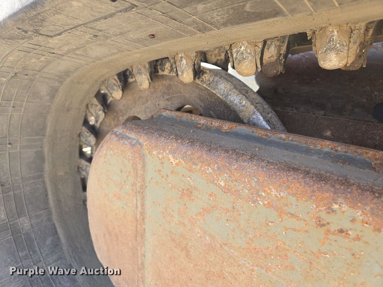 image for item EE8617 2018 Takeuchi TL12R-2 tracked skid steer loader